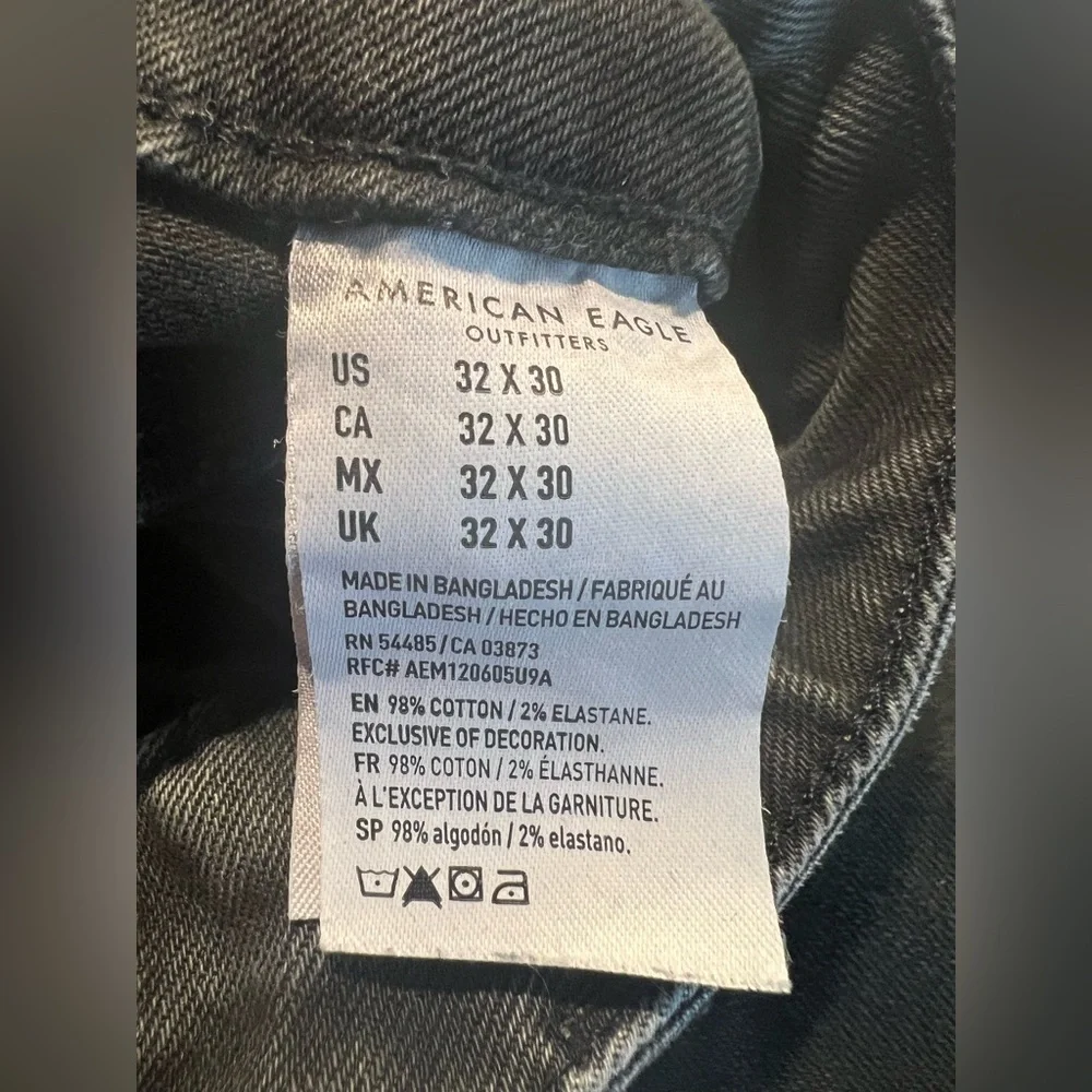 American Eagle Jeans Mens 32x30 Next Level Flex
Slim Gray Med Wash Distressed - Picture 5 of 9